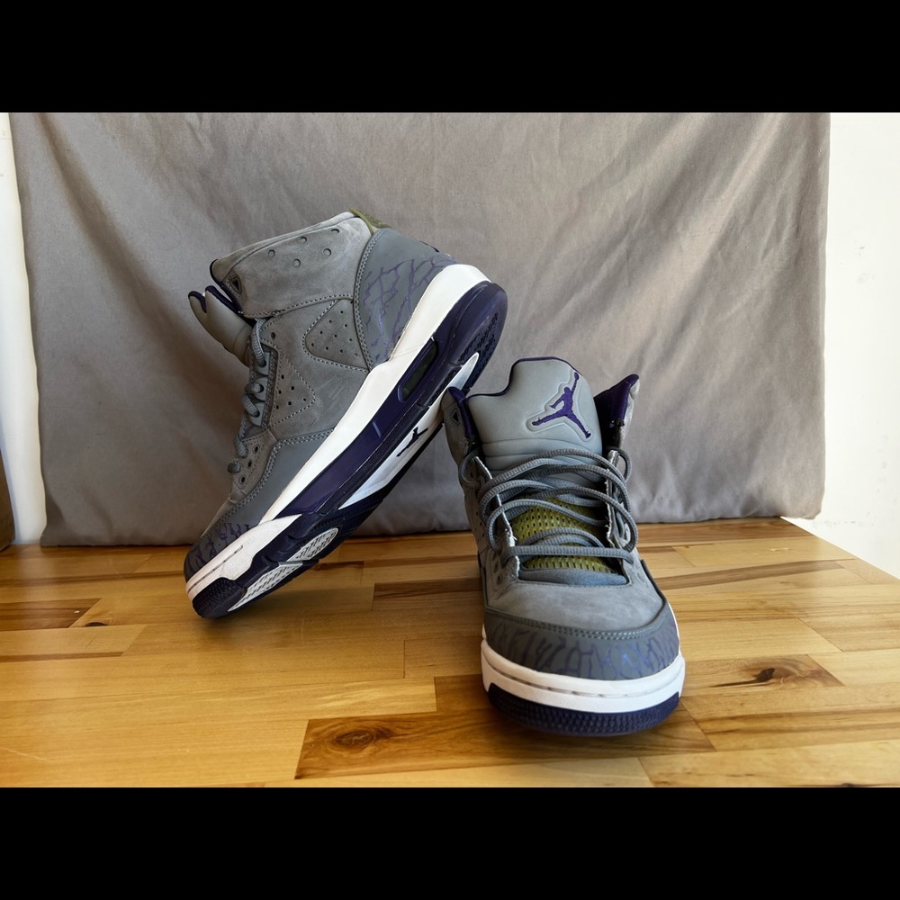 Air Jordans size 8.5